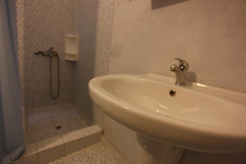 Cavos Beatnik Hotel Naoussa Zimmer foto