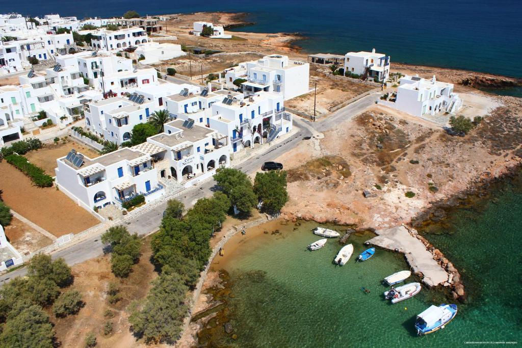 Cavos Beatnik Hotel Naoussa Exterior foto